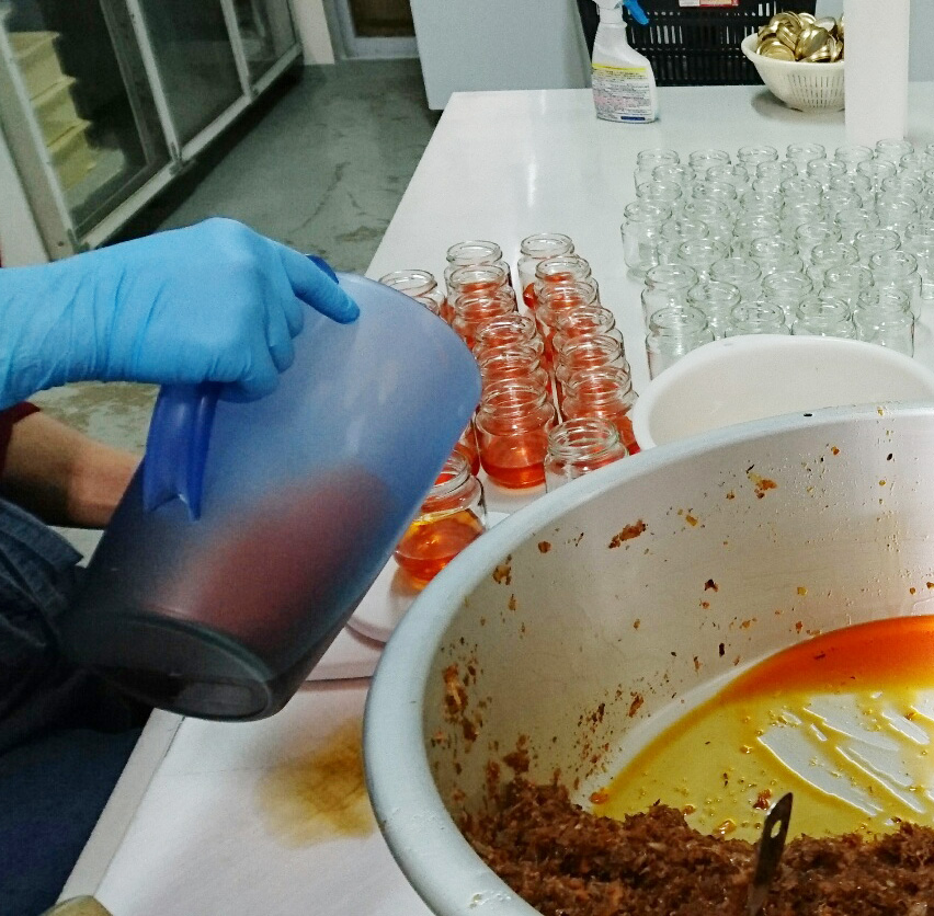 アグリット久米島 調理風景02